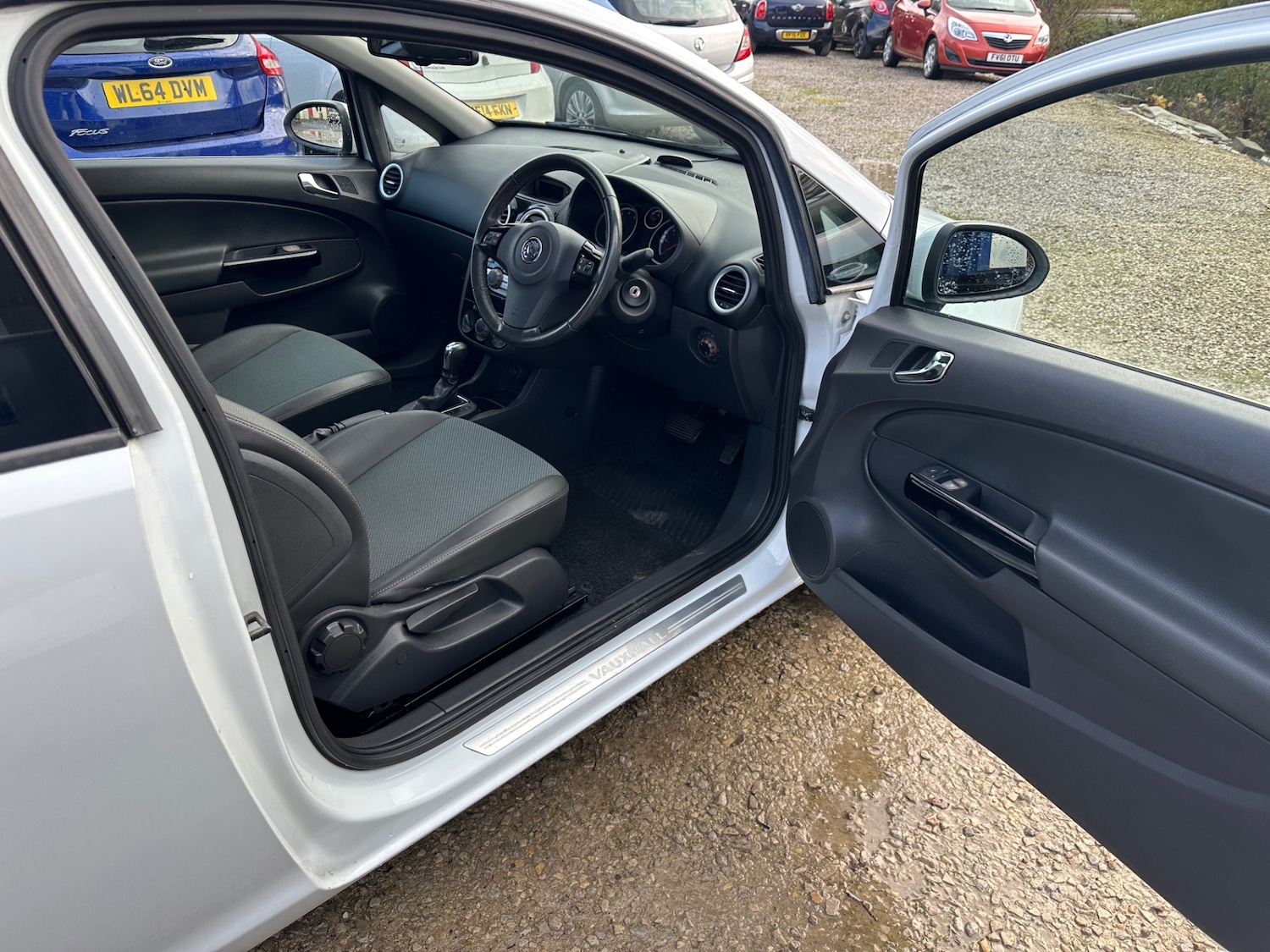 Used Vauxhall Corsa 2009 for sale - 76625173: Photo 13