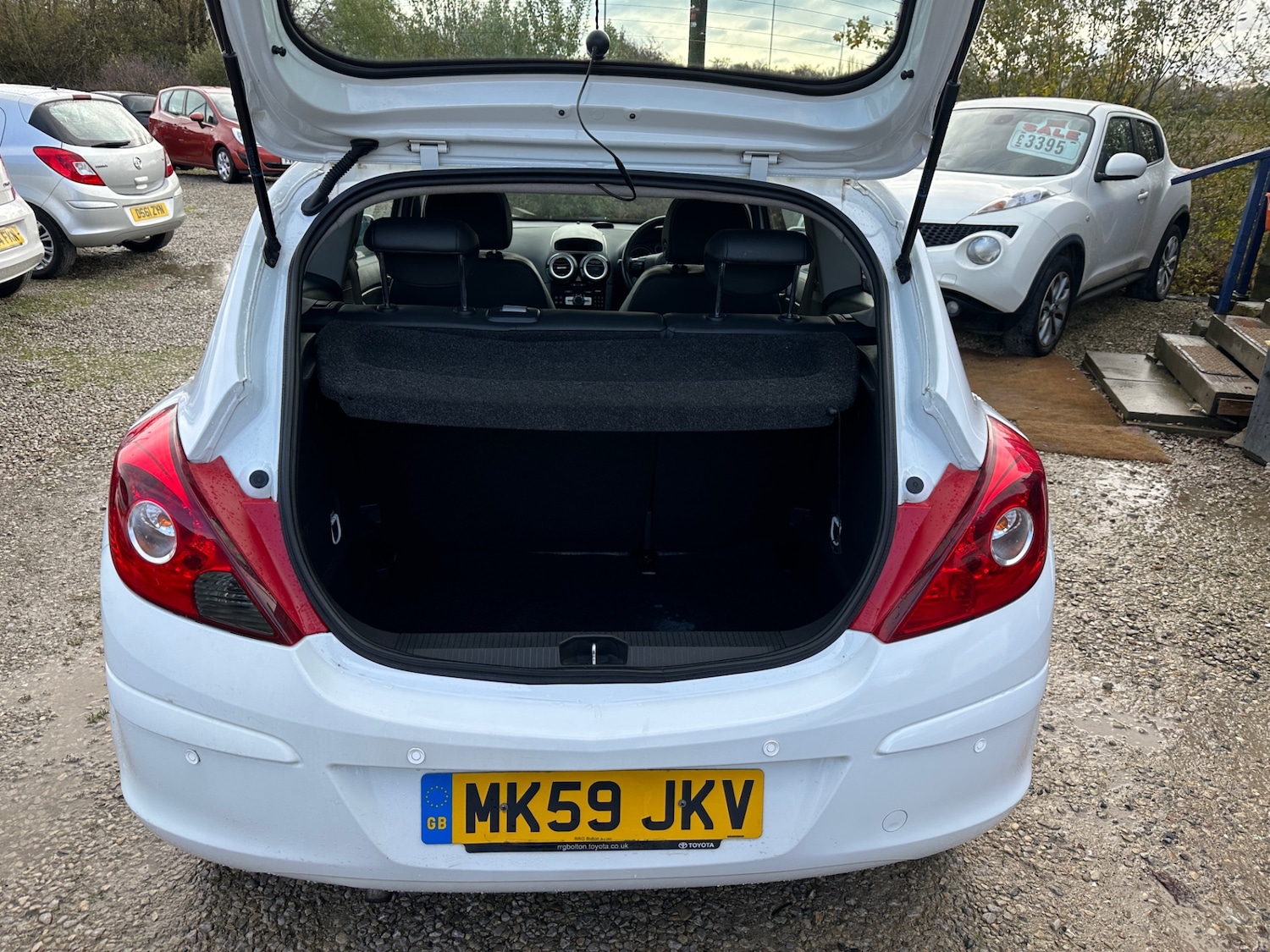 Used Vauxhall Corsa 2009 for sale - 76625173: Photo 9