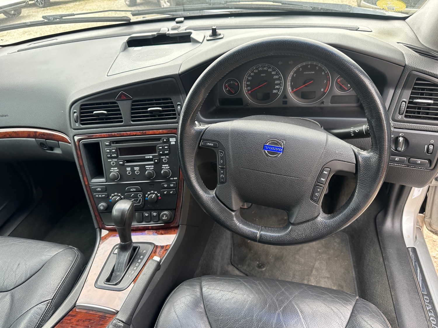 Used Volvo V70 2024 for sale - 77983930: Photo 13