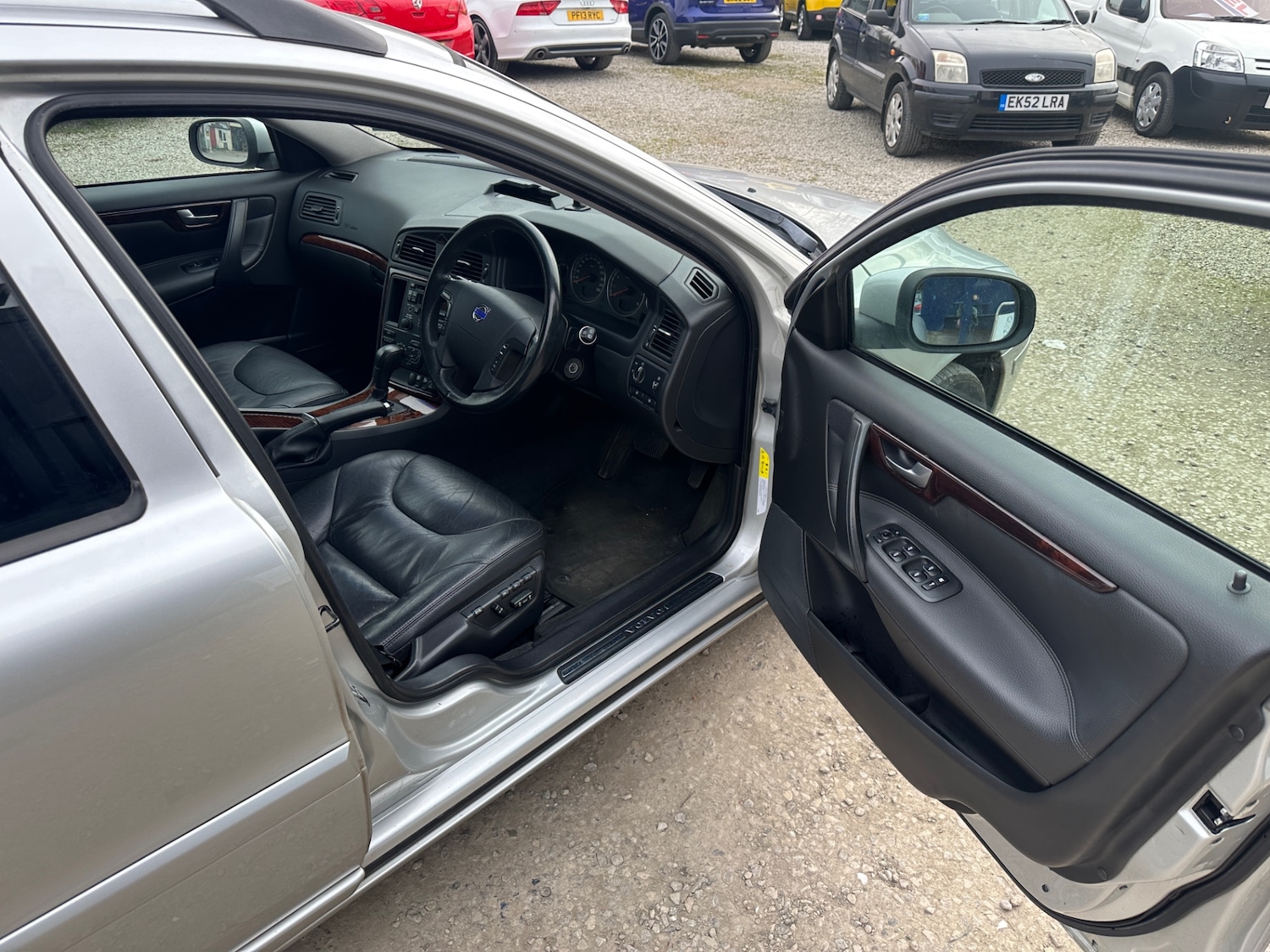 Used Volvo V70 2024 for sale - 77983930: Photo 14