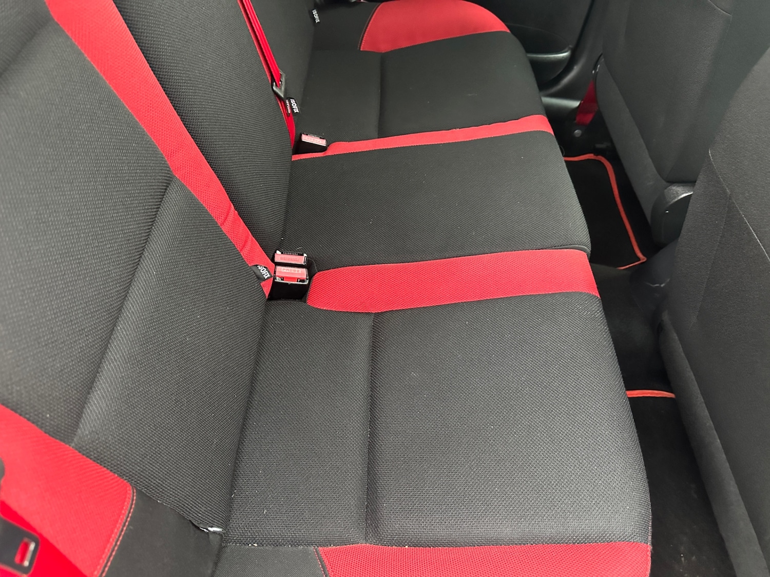 Used Peugeot 207 2012 for sale - 77179571: Photo 10