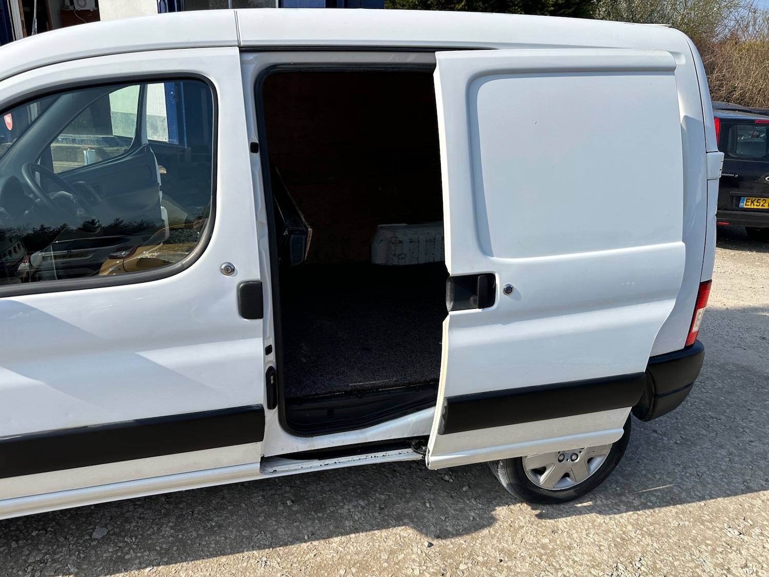 Used Citroen Berlingo 2009 for sale - 77946142: Photo 15