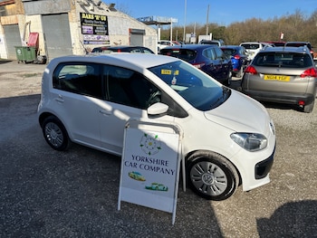 Used Volkswagen up! 2016 for sale - 77732604: Photo