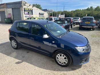 Used Dacia Sandero 2017 for sale - 78764824: Photo