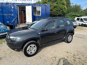Used Dacia Duster 2016 for sale - 75418449: Photo
