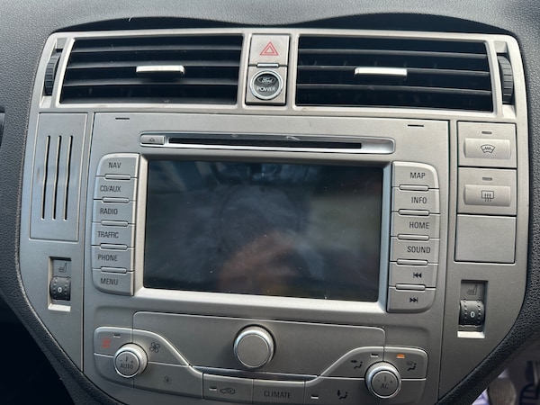 Used Ford Kuga 2011 for sale - 74793757: Photo 15