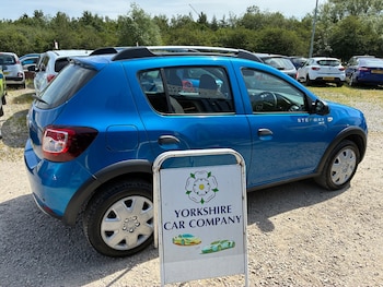 Used Dacia Sandero Stepway 2015 for sale - 78970783: Photo