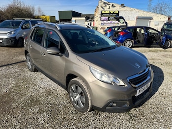 Used Peugeot 2008 2014 for sale - 77555883: Photo