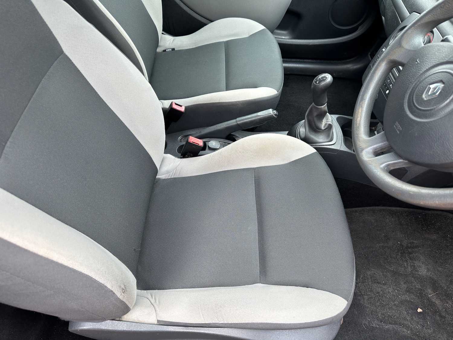 Used Renault Clio 2009 for sale - 78039378: Photo 10