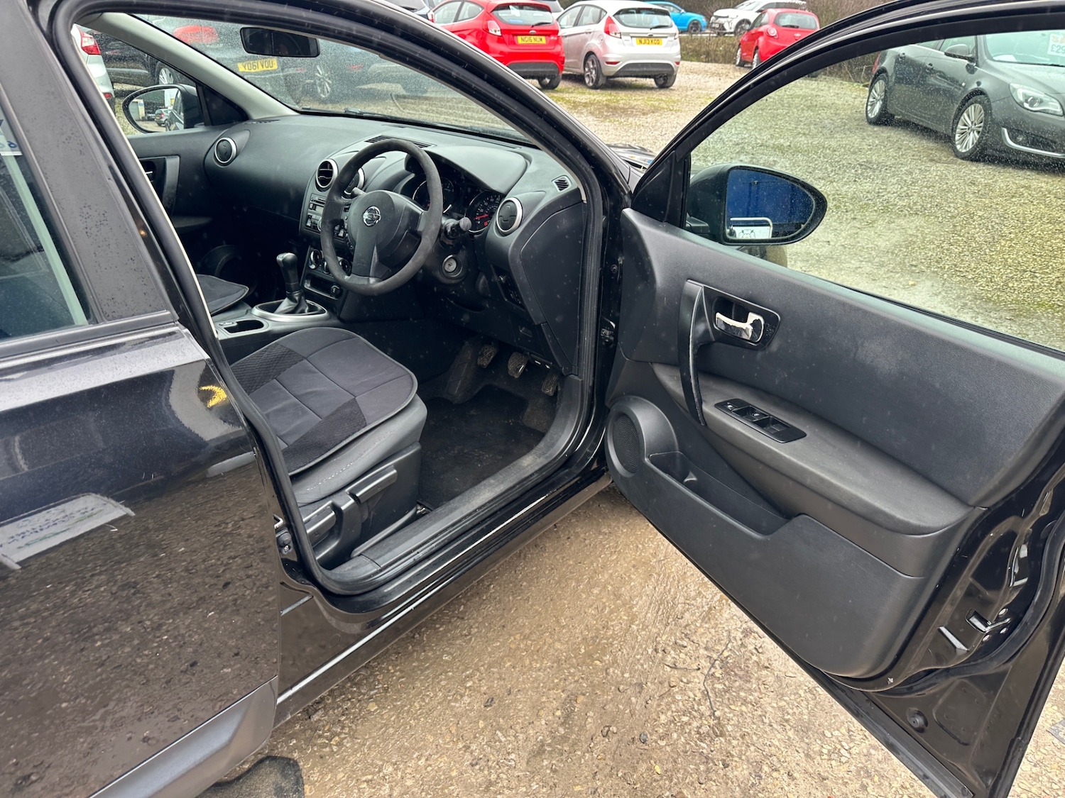 Used Nissan Qashqai 2010 for sale - 77475177: Photo 14