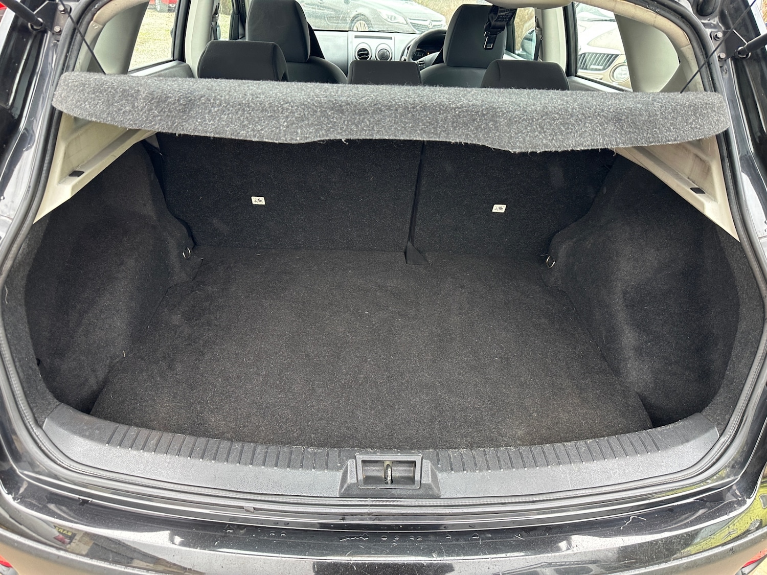 Used Nissan Qashqai 2010 for sale - 77475177: Photo 9