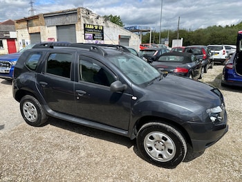 Used Dacia Duster 2016 for sale - 78654976: Photo