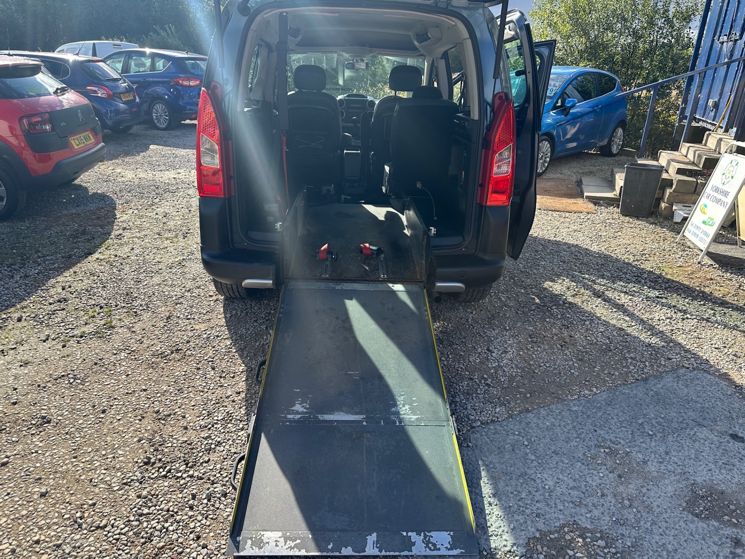 Vehicle 14