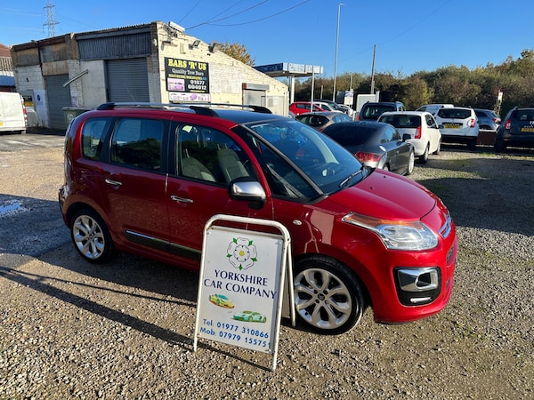 Used Citroen C3 Picasso 2013 for sale - 76340302: Photo 2