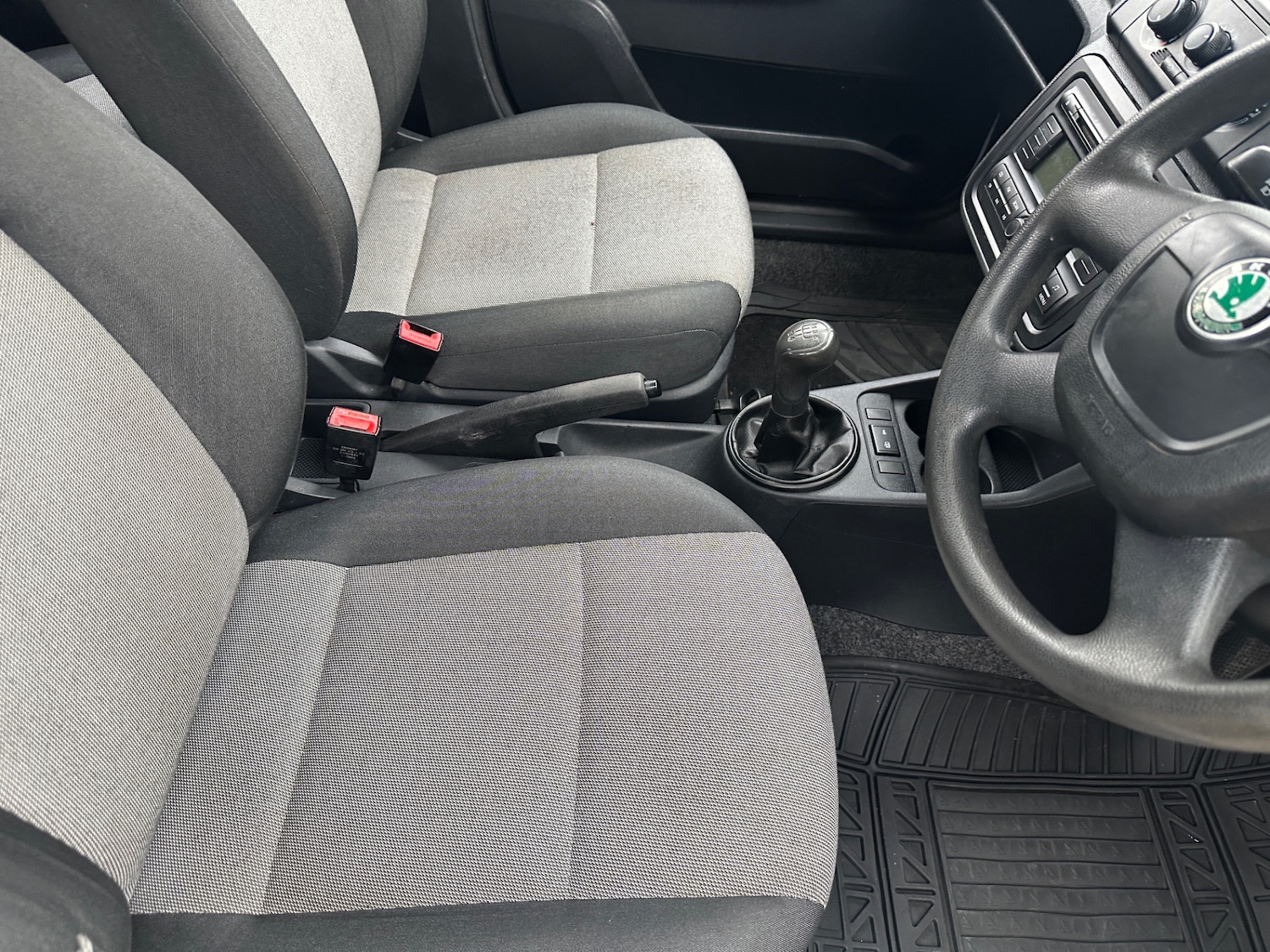 Used Skoda Fabia 2009 for sale - 76493810: Photo 13