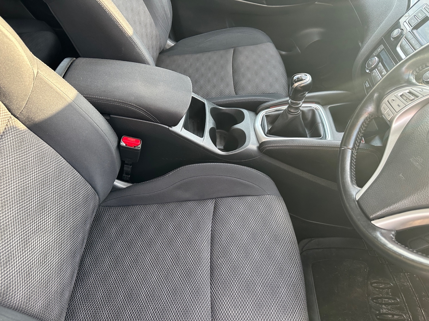 Used Nissan Qashqai 2014 for sale - 77662305: Photo 11