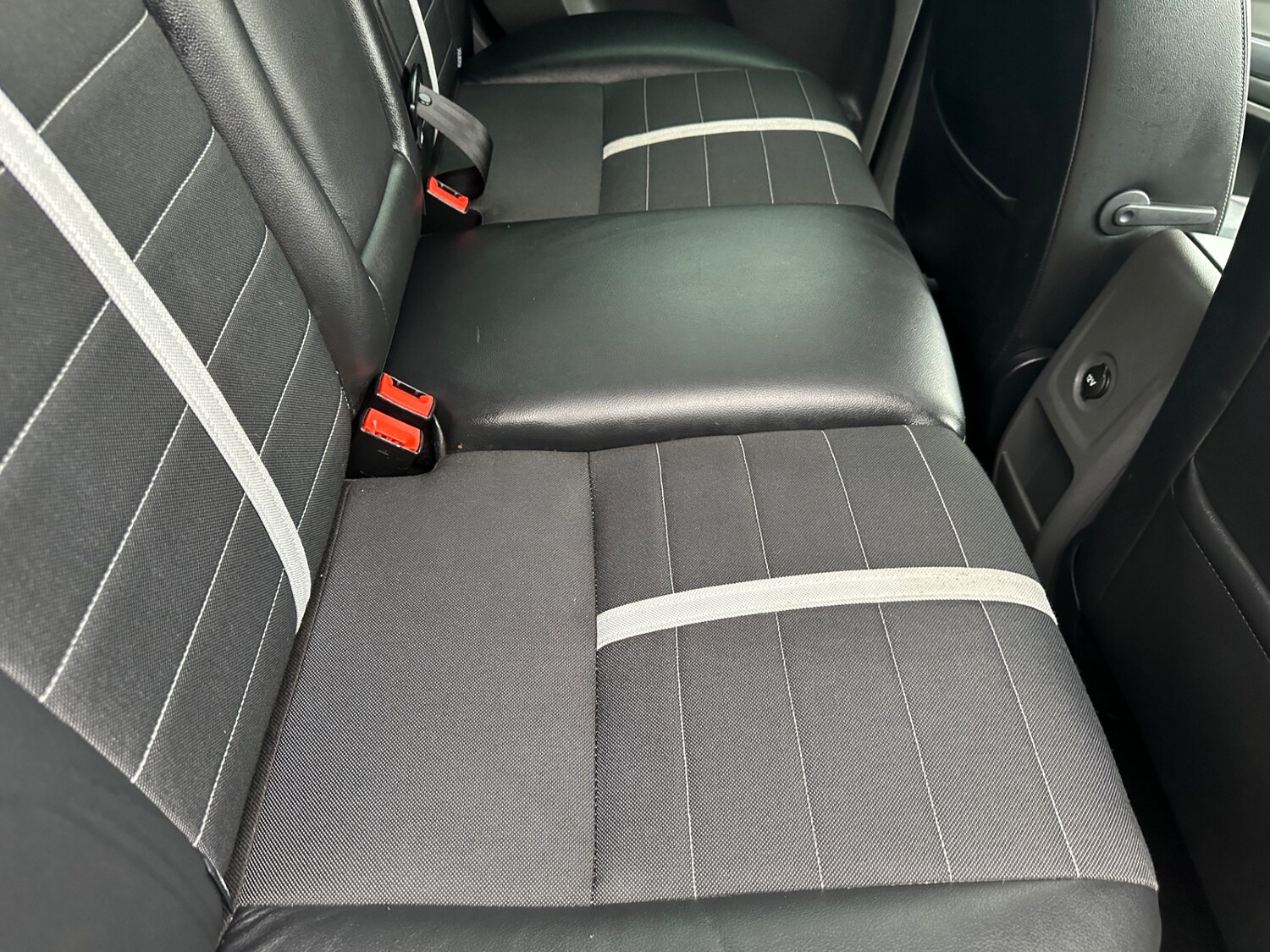 Used Ford Kuga 2011 for sale - 77962383: Photo 10