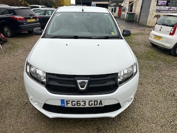 Used Dacia Sandero 2013 for sale - 76555294: Photo