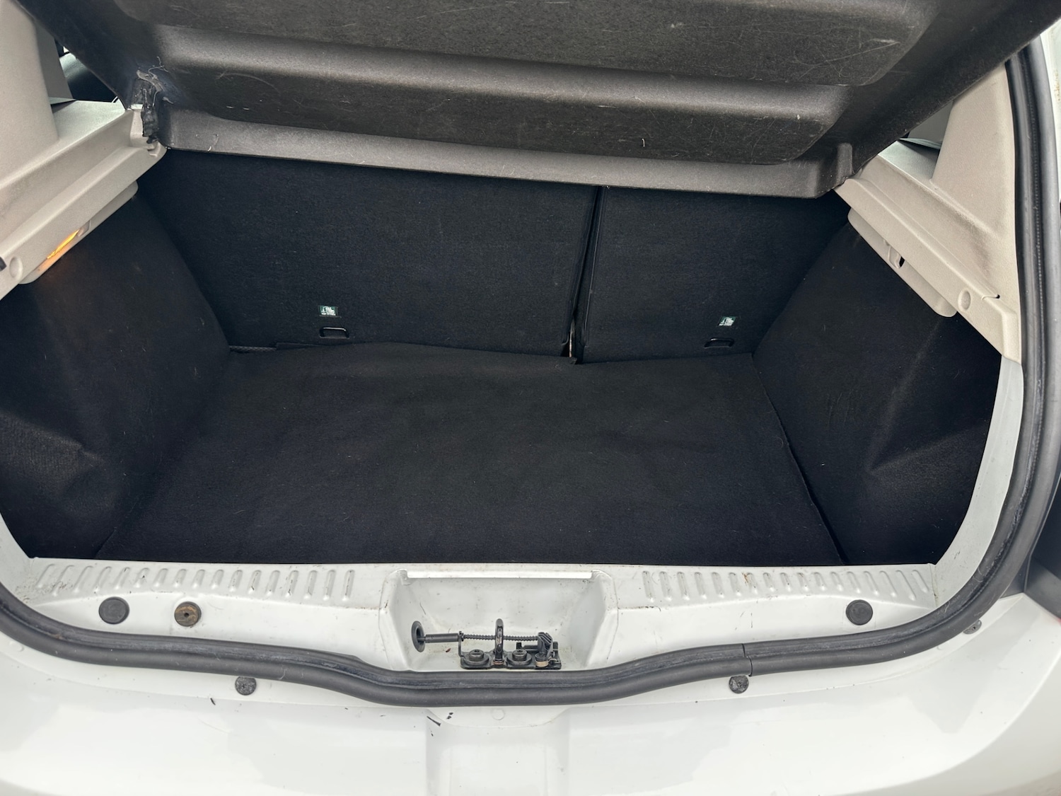 Used Dacia Sandero 2013 for sale - 76555294: Photo 9