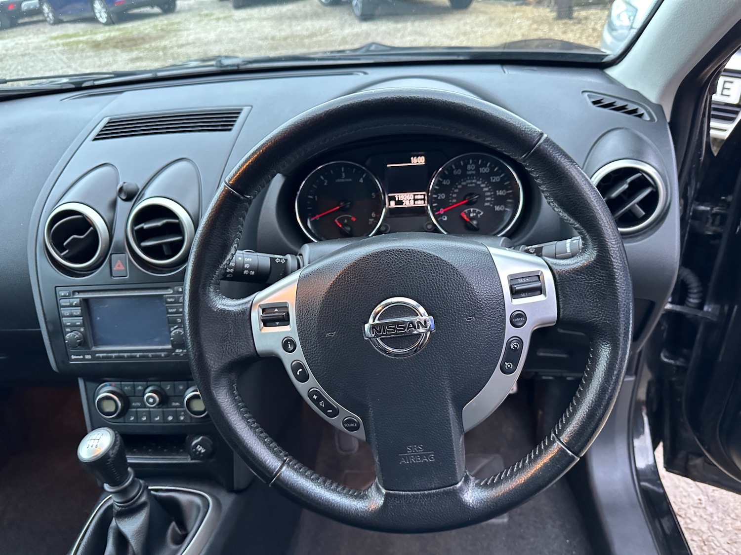 Used Nissan Qashqai 2011 for sale - 77367198: Photo 12