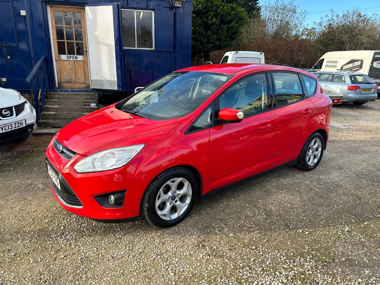 Used Ford C-Max 2013 for sale - 76625160: Photo 4