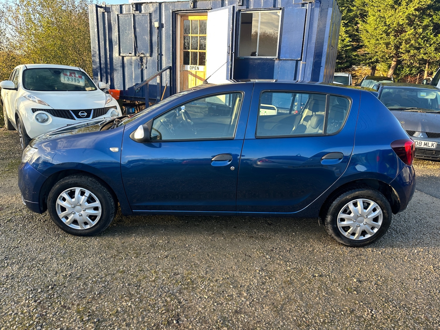 Used Dacia Sandero 2017 for sale - 76693020: Photo 7