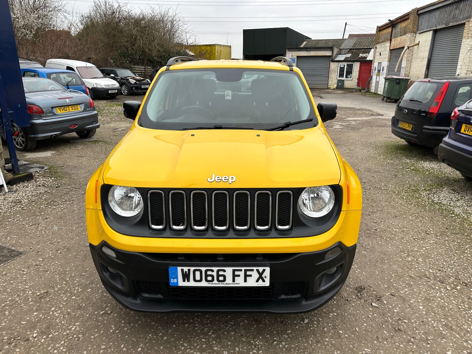 Used Jeep Renegade 2016 for sale - 77789176: Photo 3