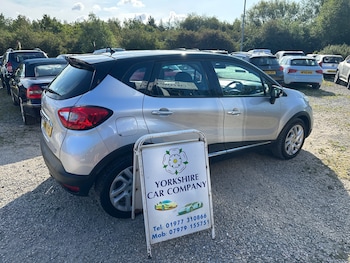 Used Renault Captur 2015 for sale - 75535536: Photo