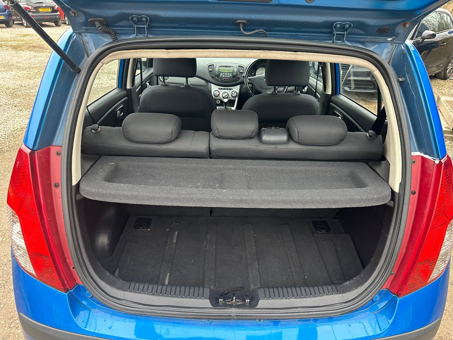 Used Hyundai i10 2009 for sale - 77592307: Photo 9