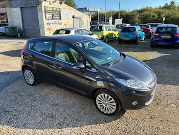 Used Ford Fiesta 2010 for sale - 79800426: Photo
