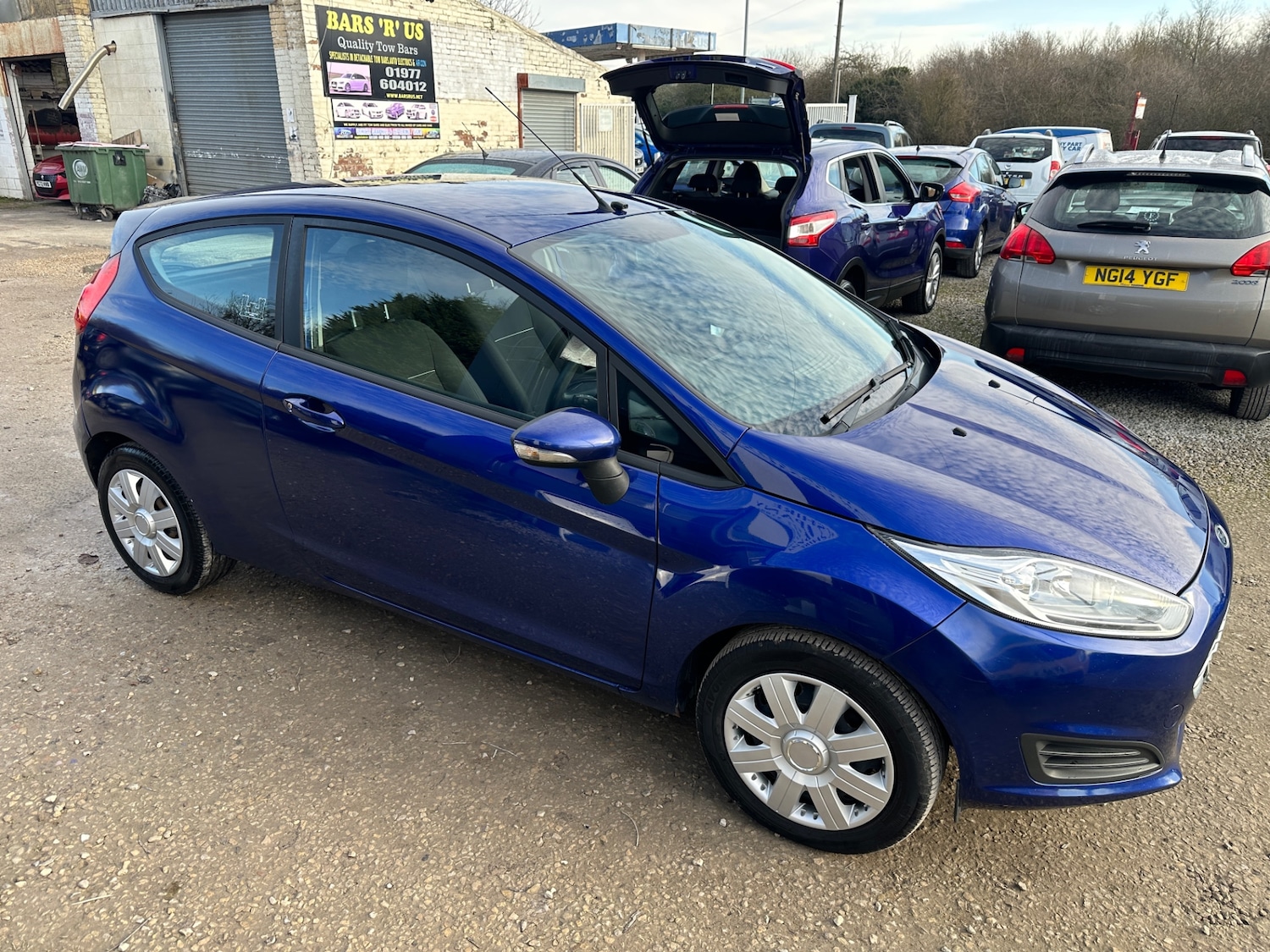 Used Ford Fiesta 2015 for sale - 77661966: Photo 2
