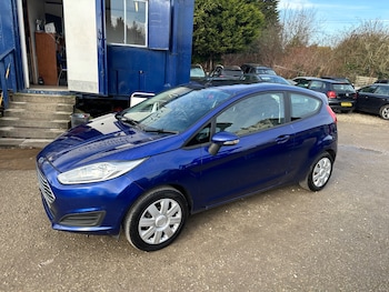 Used Ford Fiesta 2015 for sale - 77661966: Photo
