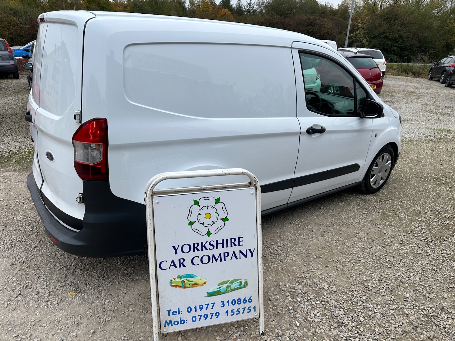 Used Ford Transit Courier 2014 for sale - 76273199: Photo 1