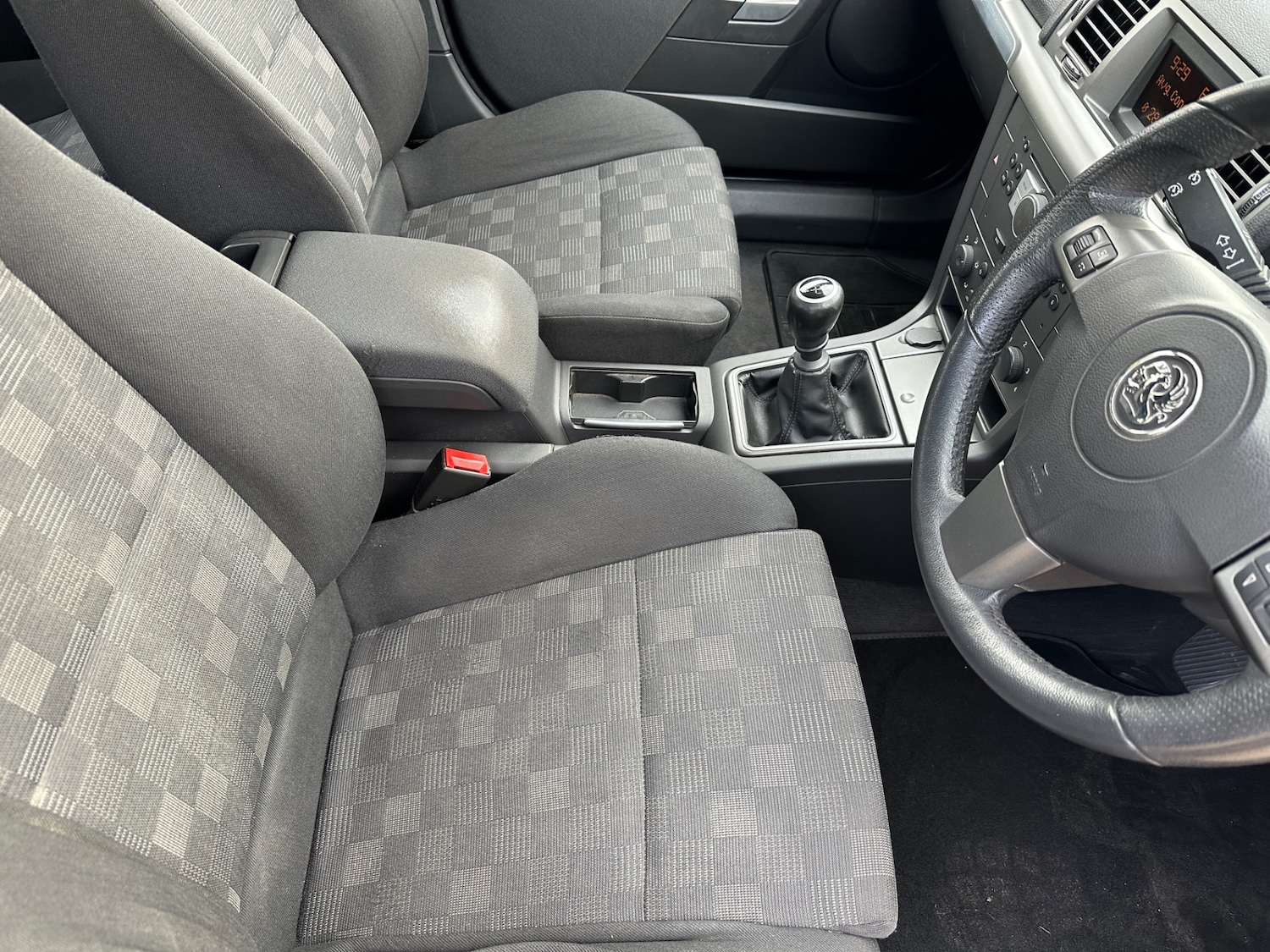 Used Vauxhall Vectra 2007 for sale - 77742552: Photo 12