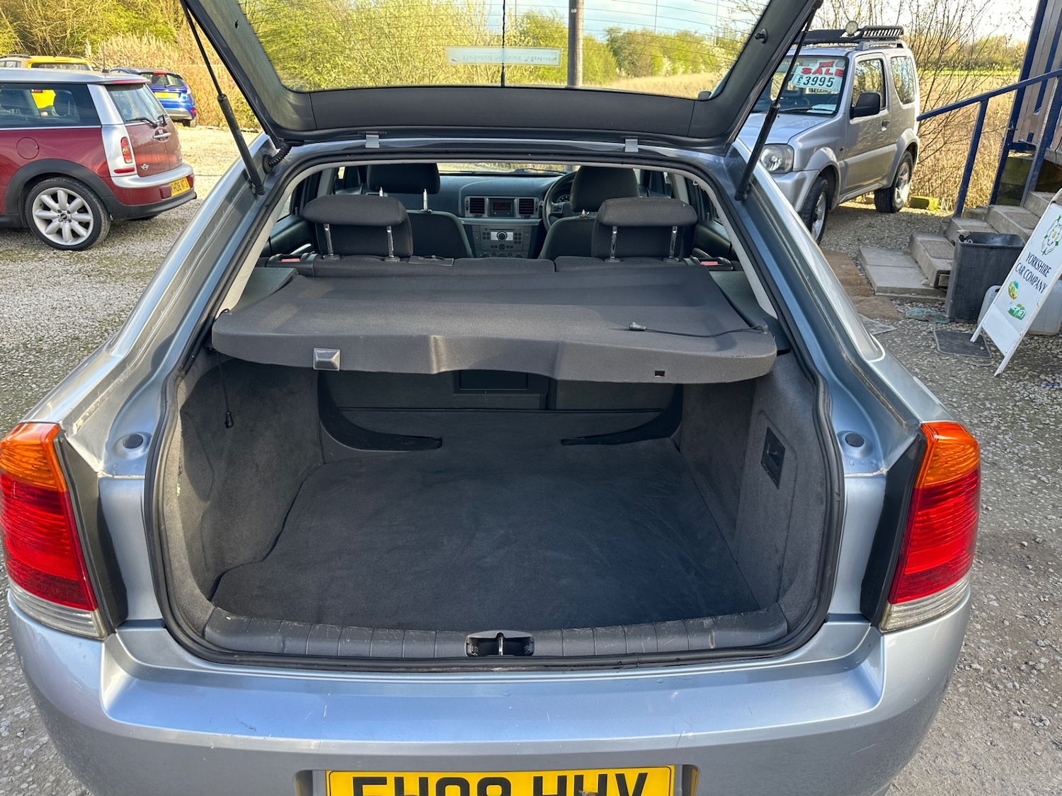 Used Vauxhall Vectra 2008 for sale - 78094907: Photo 10