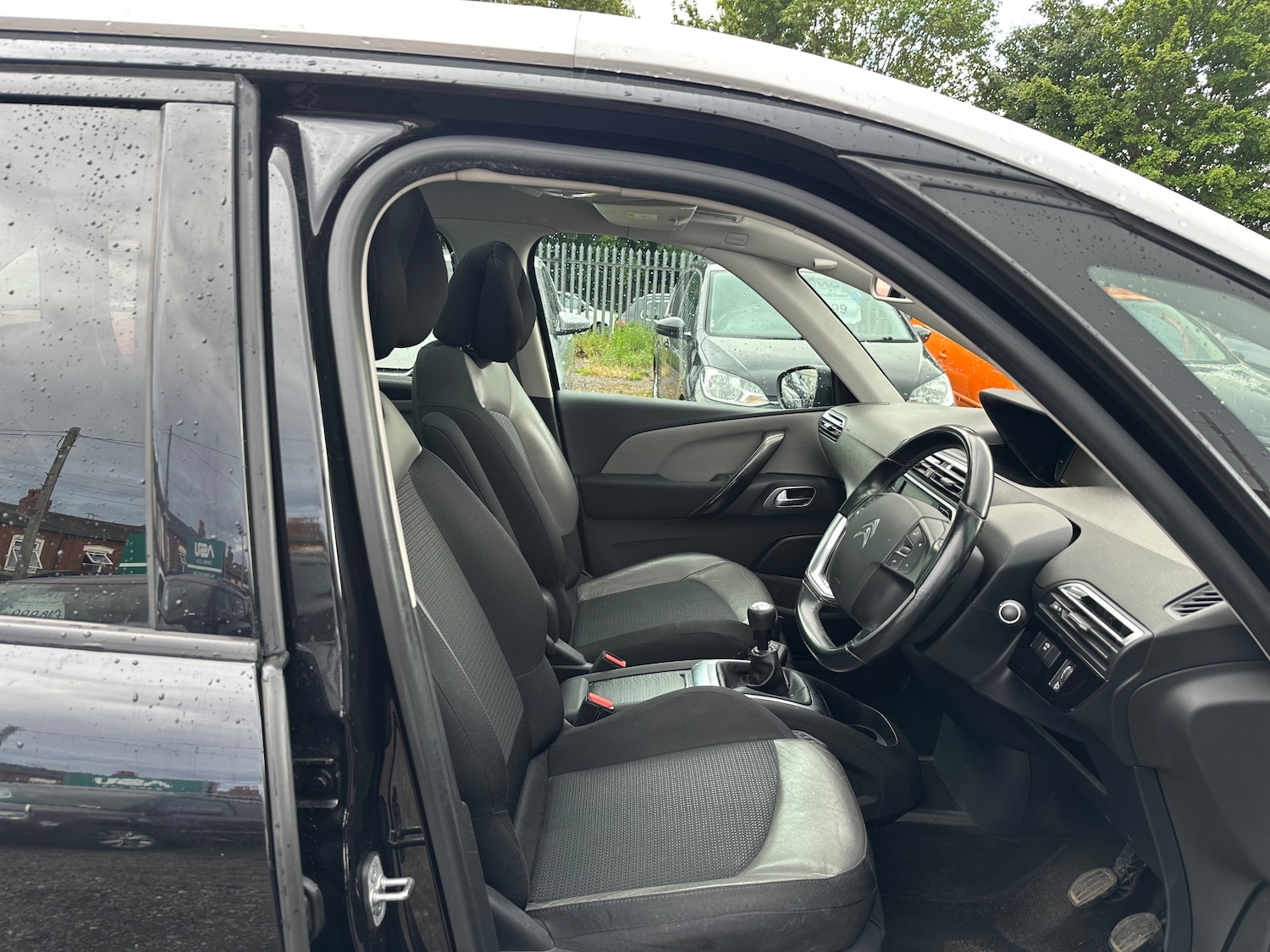 Used Citroen C4 Grand Picasso 2016 for sale - 76469134: Photo 9