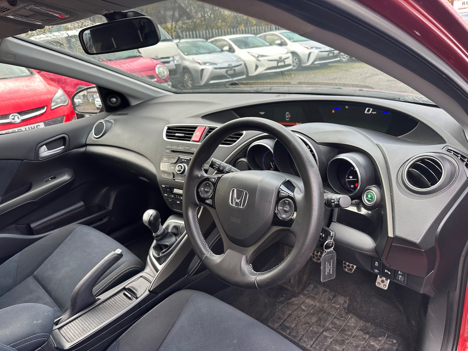 Used Honda Civic 2015 for sale - 76487320: Photo 10