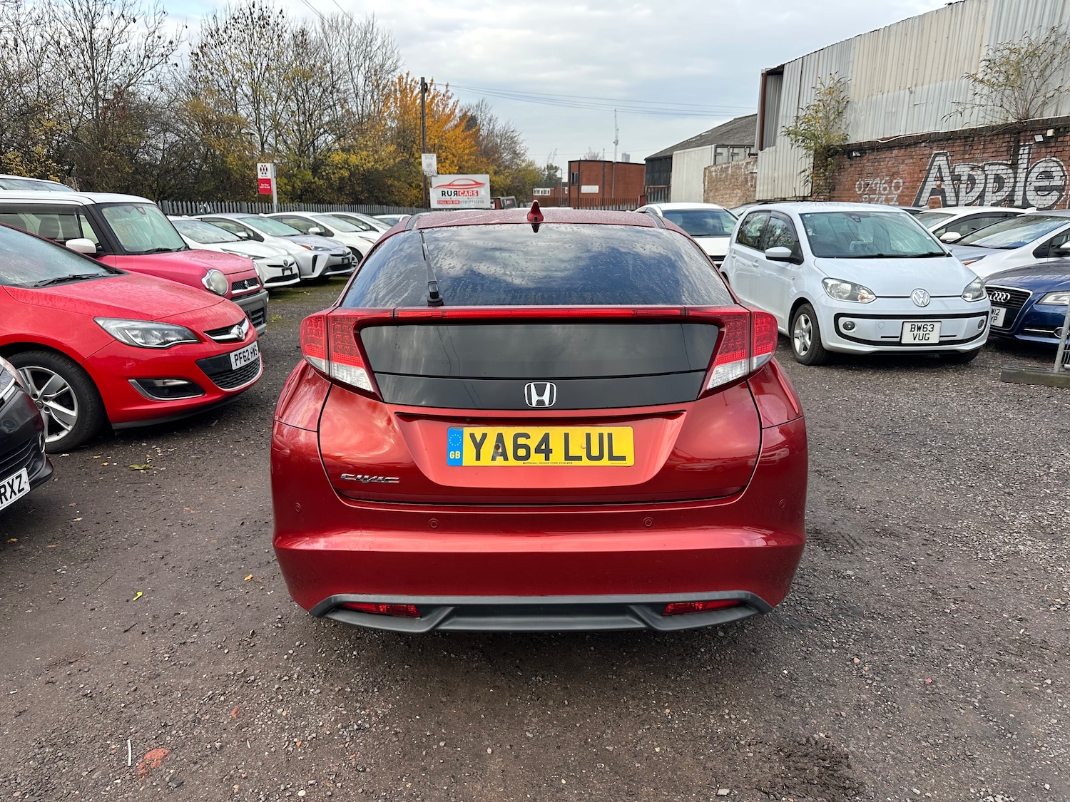 Used Honda Civic 2015 for sale - 76487320: Photo 4