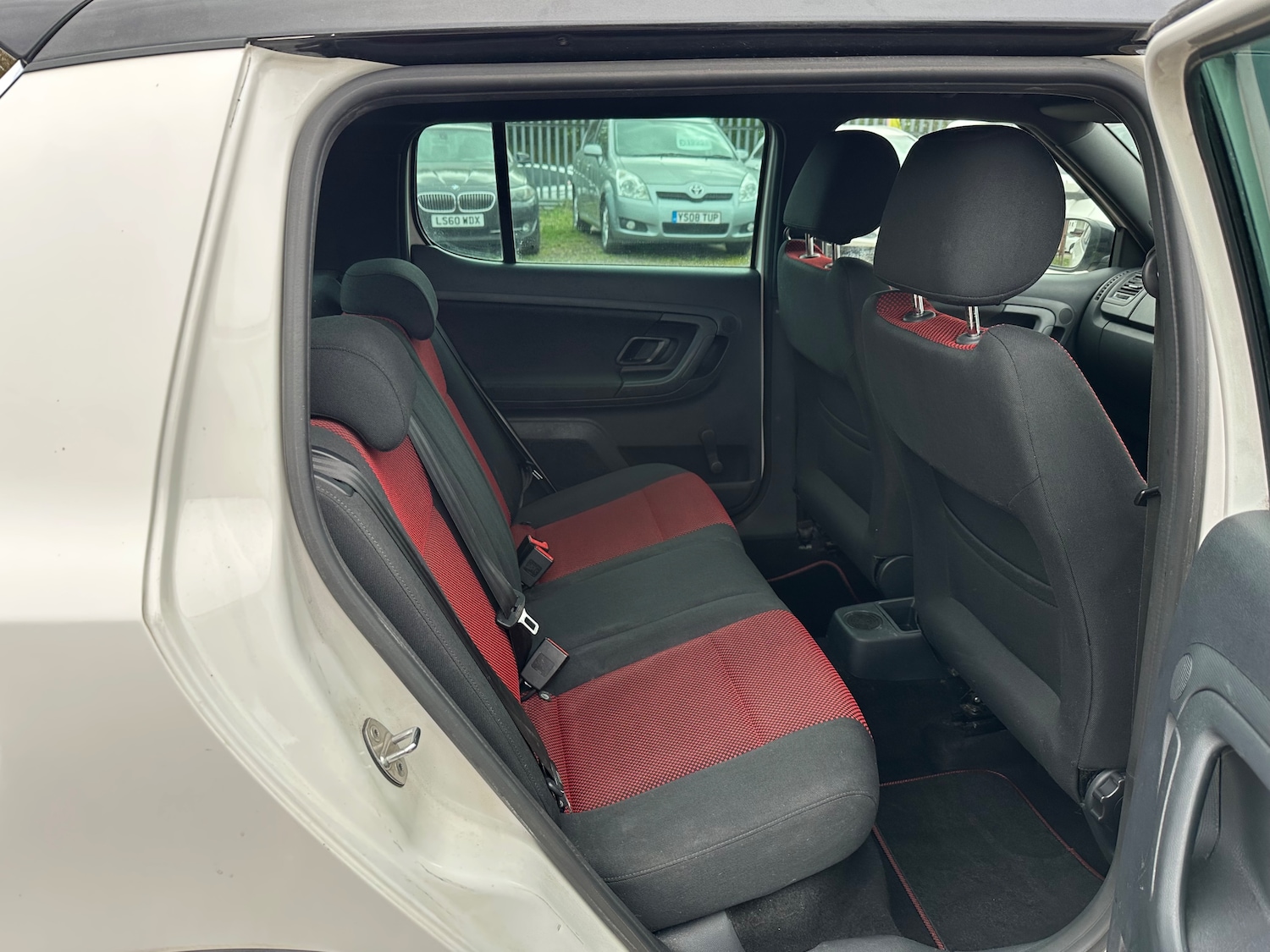 Used Skoda Fabia 2013 for sale - 76469102: Photo 12