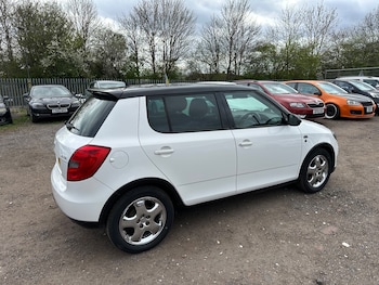 Used Skoda Fabia 2013 for sale - 76469102: Photo
