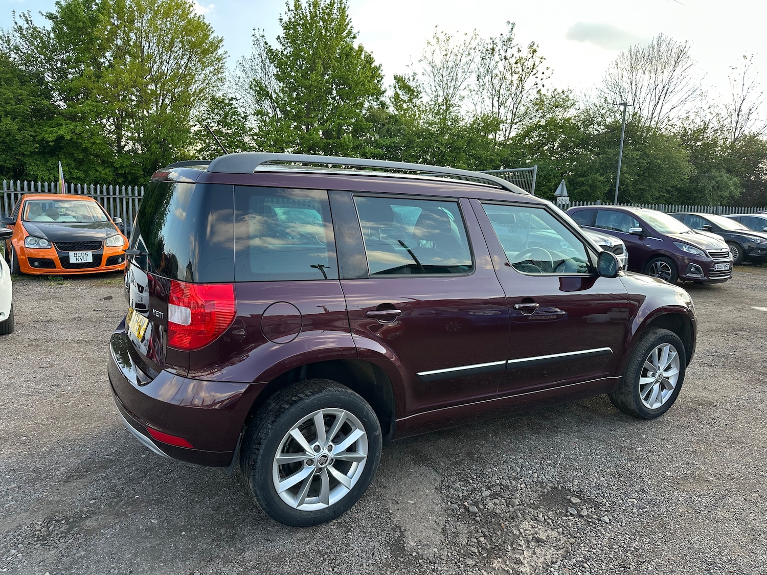 Used Skoda Yeti 2014 for sale - 76469087: Photo 3