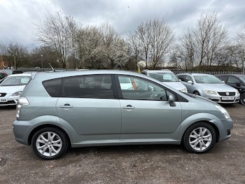 Used Toyota Verso 2008 for sale - 76469112: Photo