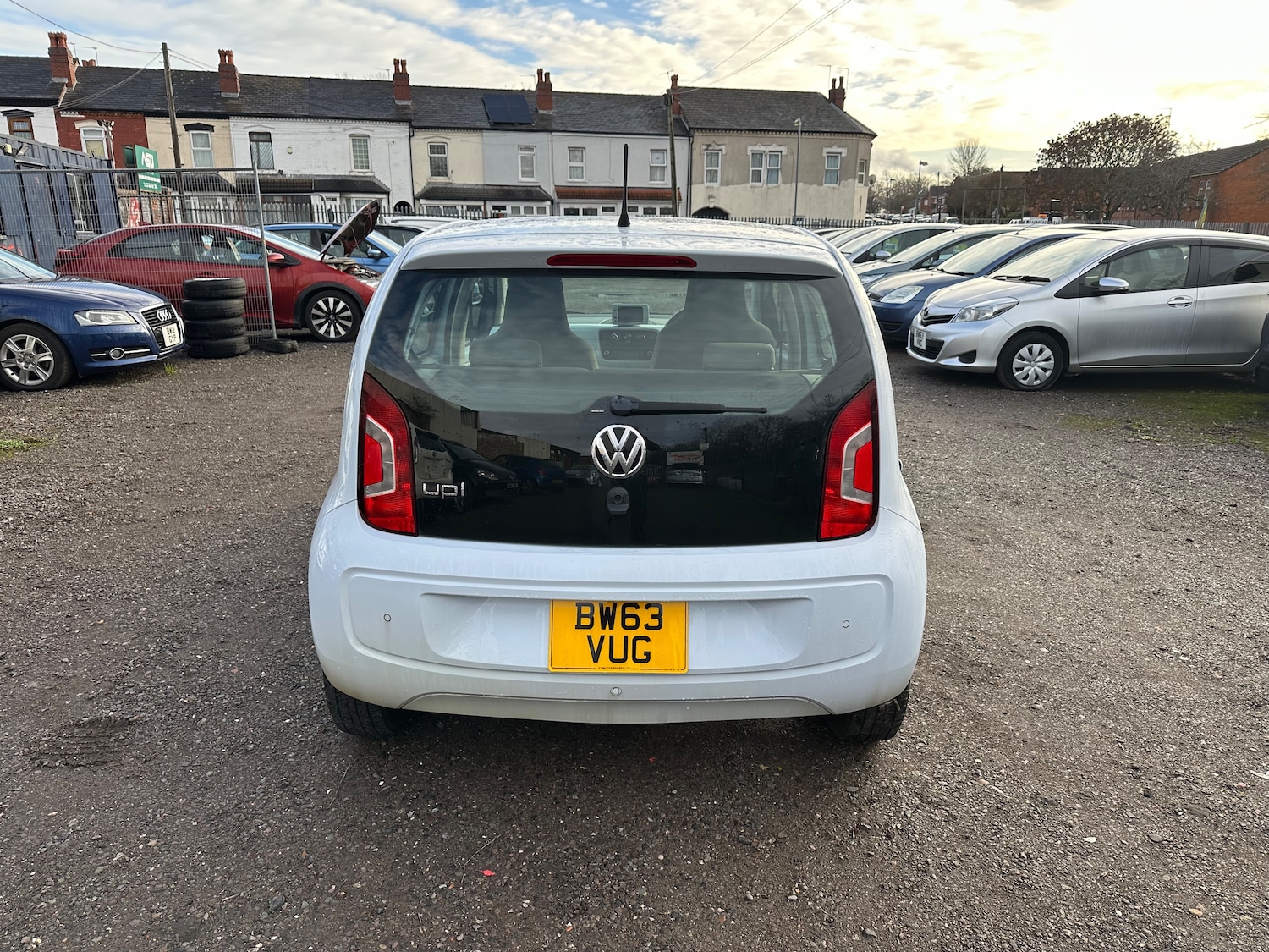 Used Volkswagen up! 2025 for sale - 77204984: Photo 4