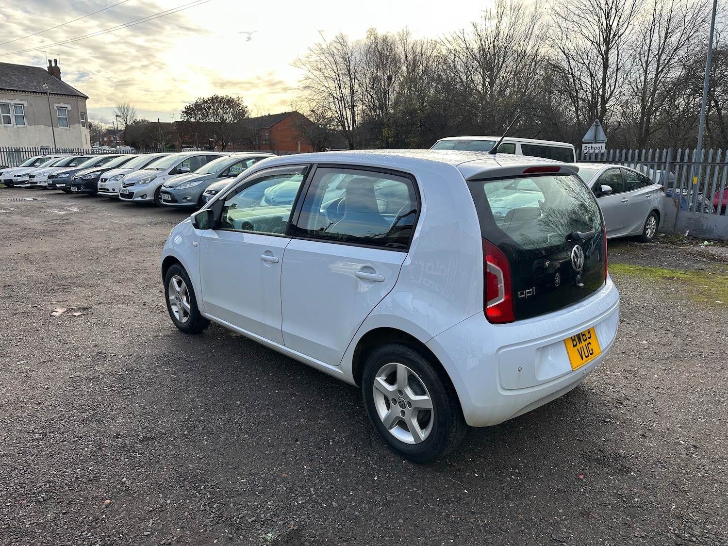 Used Volkswagen up! 2025 for sale - 77204984: Photo 5