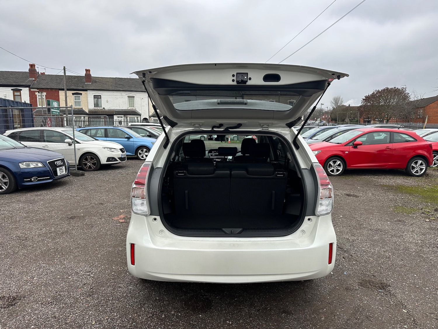 Used Toyota Prius+ 2025 for sale - 77037502: Photo 14