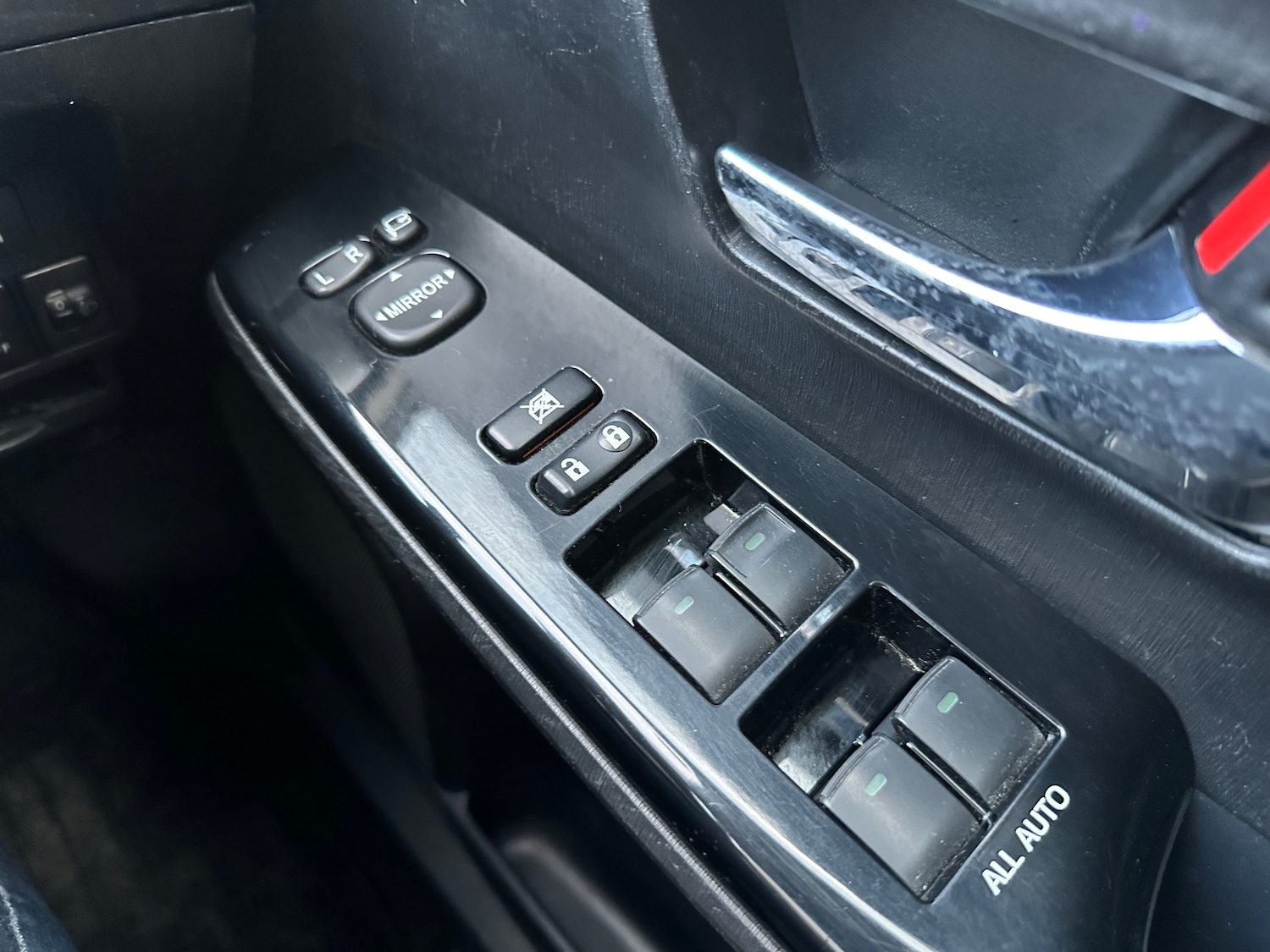 Used Toyota Prius+ 2026 for sale - 77341092: Photo 17