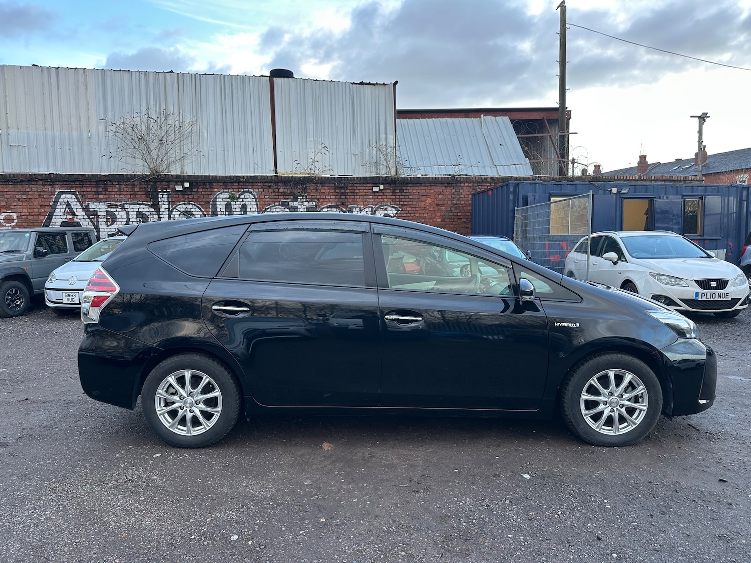 Used Toyota Prius+ 2026 for sale - 77341092: Photo 2