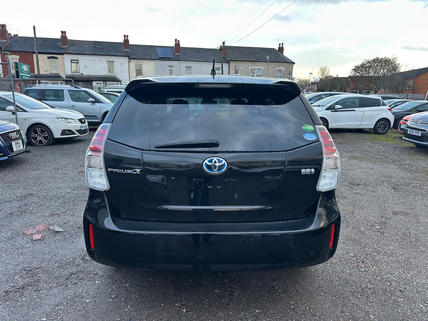 Used Toyota Prius+ 2026 for sale - 77341092: Photo 4