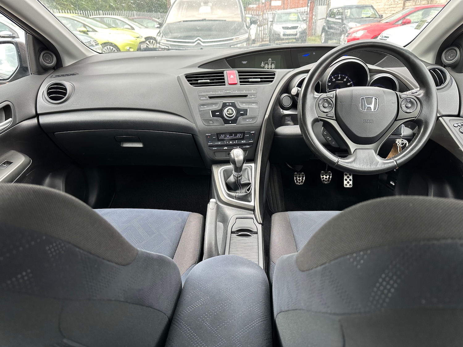 Used Honda Civic 2013 for sale - 76469099: Photo 12