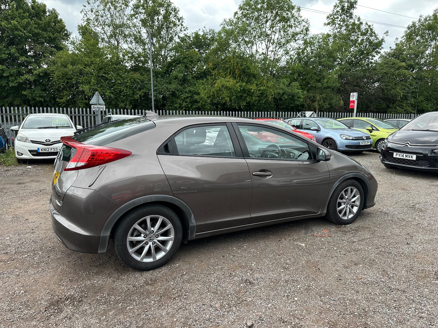 Used Honda Civic 2013 for sale - 76469099: Photo 3